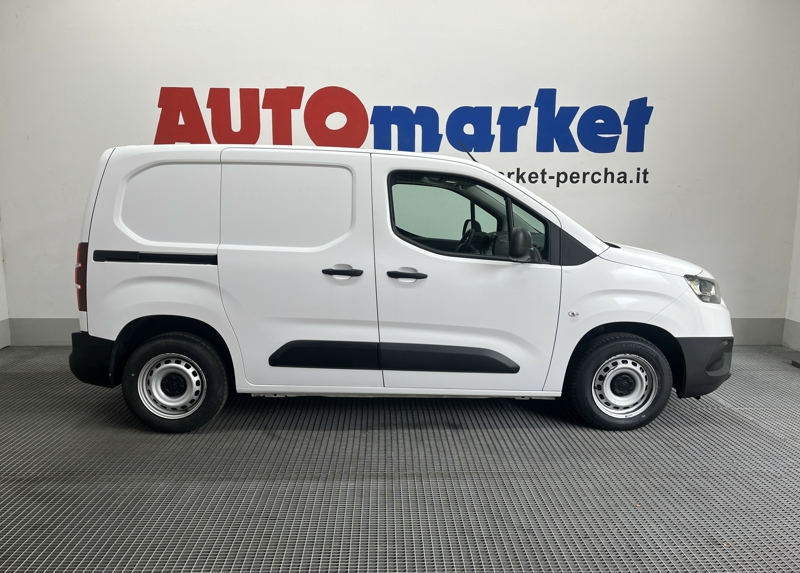 veicoli_commerciali_scheda.php?AUTO_CARRELLIDir=DESC&AUTO_CARRELLIOrder=SorterIDMARCA&IDVEICOLO=1S10792
