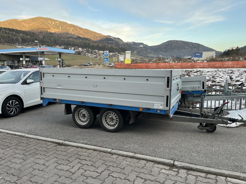 carrelli_scheda.php?AUTO_VEICOLOPage=1&IDVEICOLO=1S11307