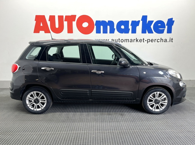 veicoli_commerciali_scheda.php?locale=de&IDVEICOLO=1S11492