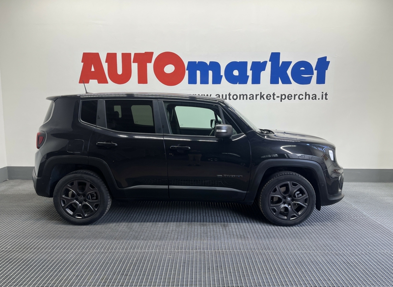 veicoli_scheda.php?AUTO_VEICOLOPage=3&locale=it&IDVEICOLO=1S11526