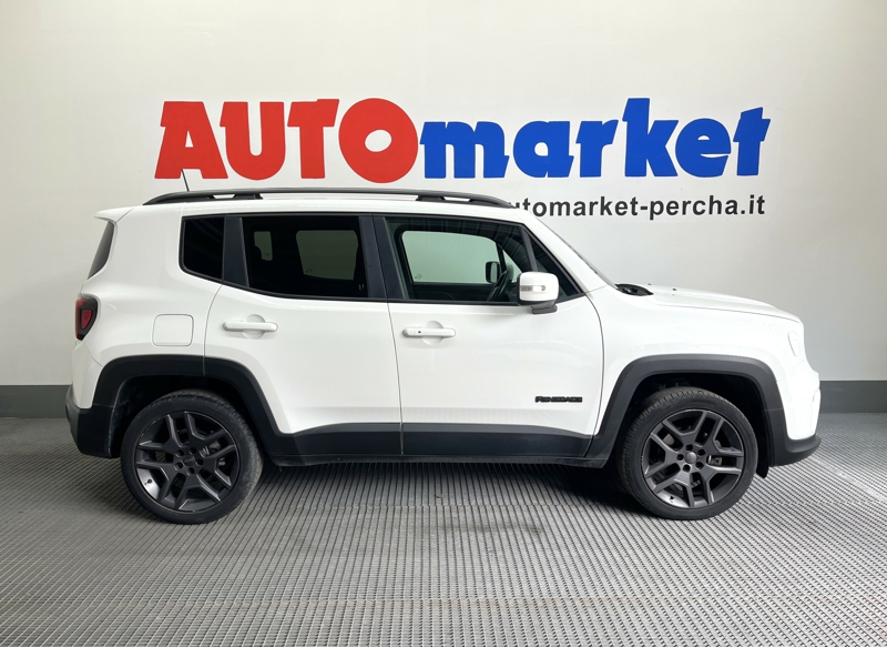 veicoli_scheda.php?AUTO_VEICOLOPage=6&locale=it&IDVEICOLO=1S11600