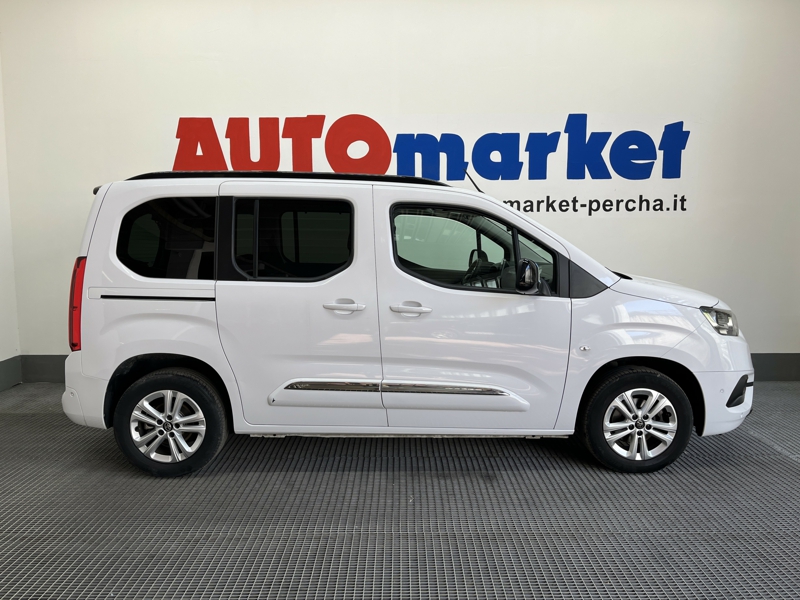 veicoli_scheda.php?AUTO_VEICOLOPage=12&LIST_AUTOPage=10&IDVEICOLO=1S11738