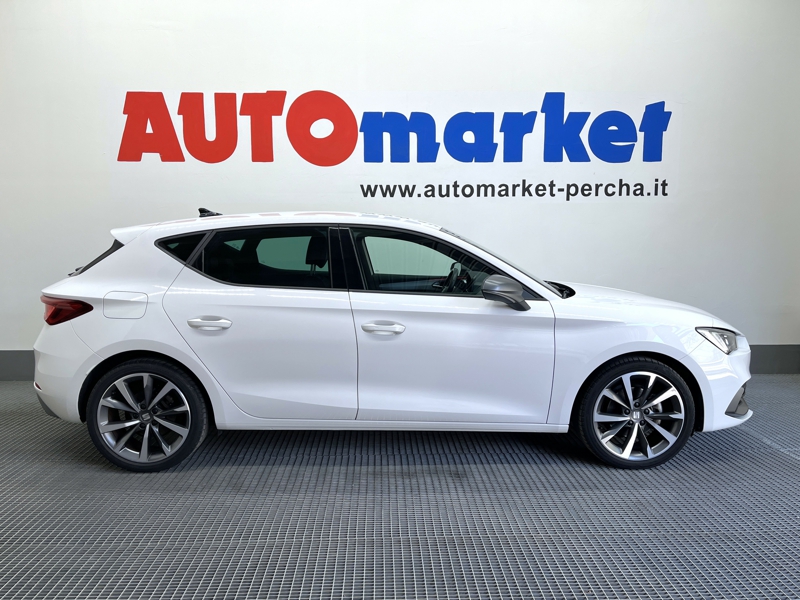 veicoli_scheda.php?AUTO_VEICOLOPage=4&locale=it&IDVEICOLO=1S11754