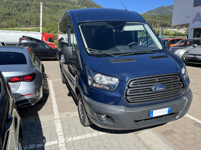 veicoli_scheda.php?AUTO_VEICOLOPage=5&locale=it&IDVEICOLO=1S12075